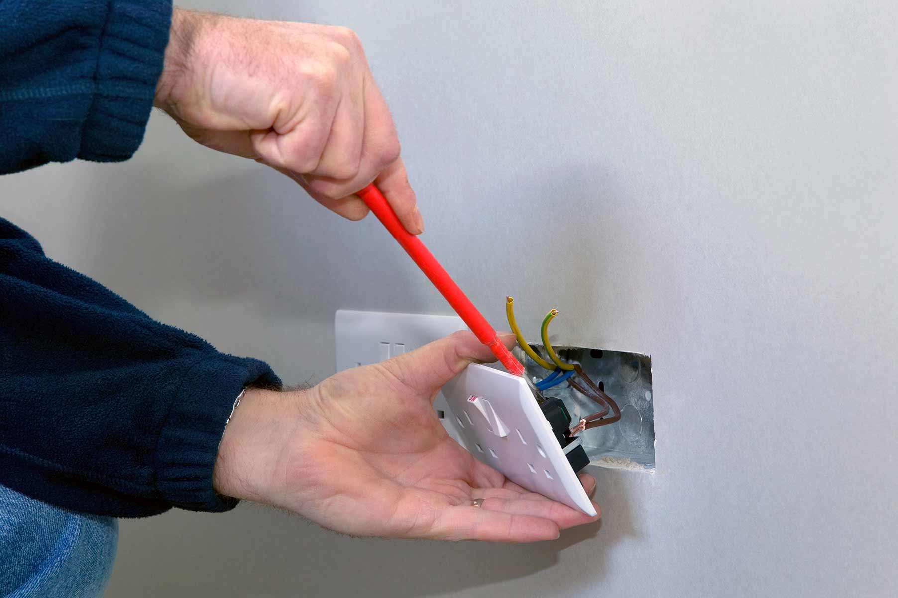 Our electricians can install plug sockets for domestic and commercial proeprties in Codsall and the local area. 